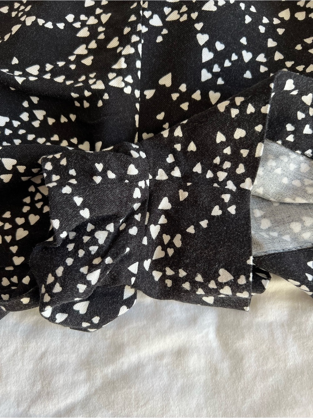 Aritzia Talula Heart Shorts - Picture 7 of 15